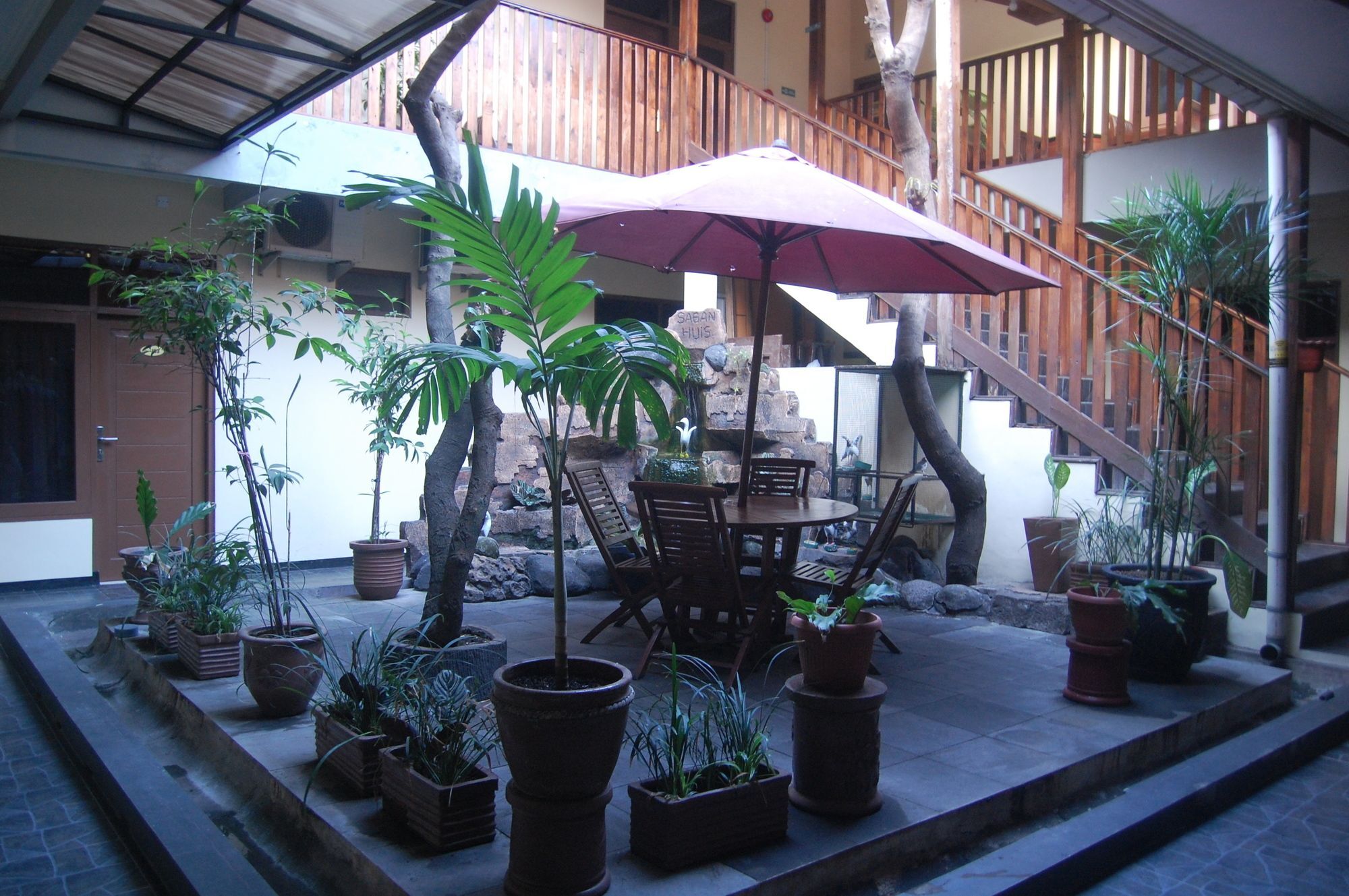 Sagan Huis Hotel Jogyakarta Zewnętrze zdjęcie